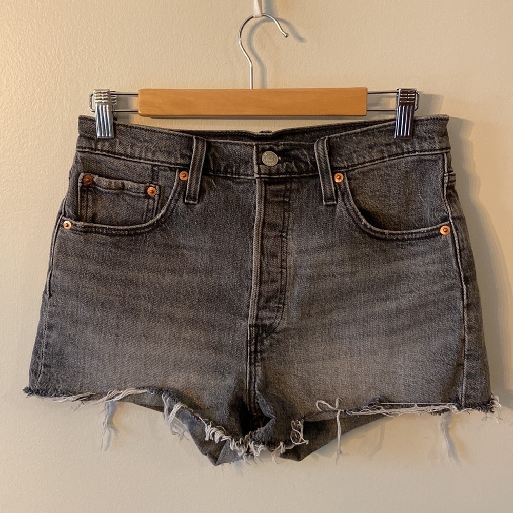 LEVI’S 501 Original Shorts Lady Grey Wash Size 29